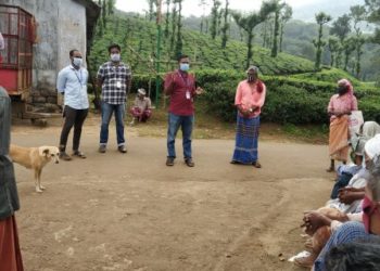 നെല്ലിയാമ്പതിയിൽ കോവിഡ്  ബോധവൽക്കരണം നടത്തി.