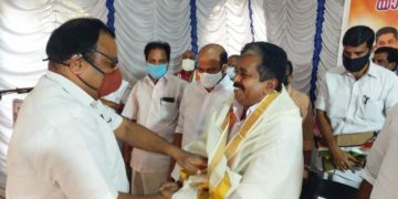 കെ പി എസ് ടി എ യാത്രയയപ്പ് യോഗം നടത്തി