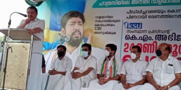 ദളിത് വിഭാഗത്തിനെതിരെ ആക്രമണം നടത്തുന്നതിൽ പിണറായി വിജയൻ യോഗിക്ക് വഴി കാണിക്കുന്നു – കെ.മുരളീധരൻ MP