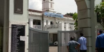 നഗരസഭ കാര്യാലയം ഇന്നും അടഞ്ഞുകിടന്നു.