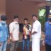 ഗാന്ധി ക്വിസ് വിജയികളെ വീട്ടിൽ ചെന്ന്ആദരിച്ചു