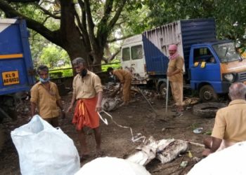 മുനിസിപ്പാലിറ്റിയിലെ മാലിന്യം മാറ്റി