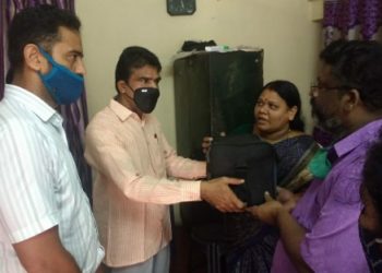 നന്മ ഫൗണ്ടേഷൻ ഓക്‌സിജൻ യന്ത്രം നൽകി