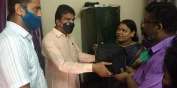 നന്മ ഫൗണ്ടേഷൻ ഓക്‌സിജൻ യന്ത്രം നൽകി