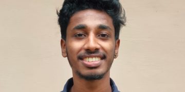 ലക്കിടി നെഹ്റു കോളേജിലെ അഭിജിത്തിന്റ പെൻസിൽമുനയിൽ വിരിയും പേരുകൾ