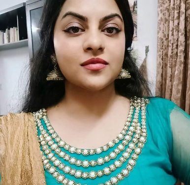 വാളയാർ : അമ്മയും അച്ഛനും നാളെ മുതൽ 31 വരെ സത്യാഗ്രഹം ഇരിക്കുന്നു. ഒപ്പം സാേഷ്യൽ മീഡിയ താരം താര തോജാ അലക്സും