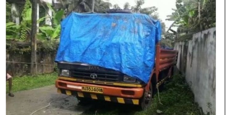 കൊടുവായൂരില്‍ ലോറിയില്‍ തീപിടുത്തം; മരിച്ചയാളെ തിരിച്ചറിഞ്ഞു