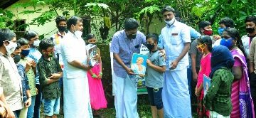 എന്റെ കുട്ടി ജവഹർ ബാൽ മഞ്ചിനൊപ്പം’മെമ്പർഷിപ്പ് ഡ്രൈവ് ഉദ്ഘാടനം  നടത്തി.