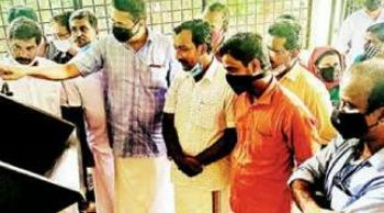 മണ്ണാർക്കാട്പ്ലാസ്റ്റിക് ബെയ്‌ലിങ് യൂണിറ്റ് ഉദ്ഘാടനം