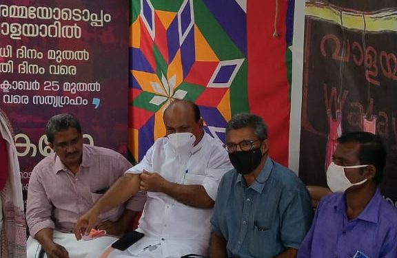 ഓൾ ഇന്ത്യ ഫോർവേഡ് ബ്ലോക്ക് : വാളയാർ സമര പന്തൽ സന്ദർശിച്ചു