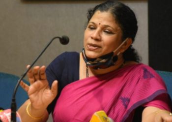 വാളയാര്‍ കേസ്  പൊലീസിന്റെ പിഴവുമൂലം മുന്‍ പബ്ലിക് പ്രോസിക്യൂട്ടര്‍ ജലജ മാധവന്‍.