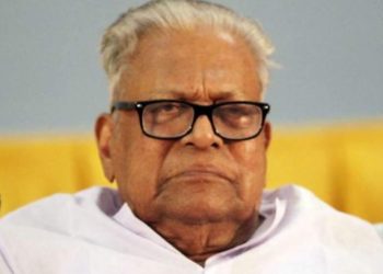 മദ്യ ദുരന്തം;  അന്വേഷണം ആവശ്യപ്പെട്ട് വി. എസ്. അച്യുതാനന്ദന്‍