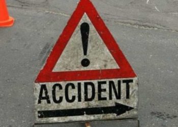 ലോ​റി​യും ബൈ​ക്കും കൂ​ട്ടി​യി​ടി​ച്ച് വി​ദ്യാ​ർ​ഥി മ​രിച്ചു