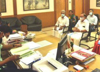 നാമനിർദ്ദേശ പത്രിക സൂക്ഷമ പരിശോധന നടക്കുന്നു