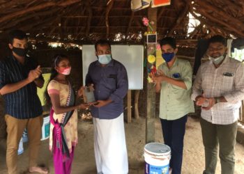 അട്ടപ്പാടിയുടെ കുട്ടി ടീച്ചറെ അനുമോദിച്ചു