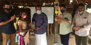 അട്ടപ്പാടിയുടെ കുട്ടി ടീച്ചറെ അനുമോദിച്ചു
