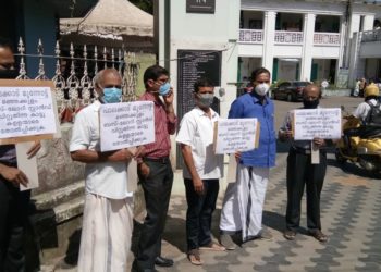 മഞ്ഞക്കുളം ബസ് -ലോറി സ്റ്റാന്റ് ഇല്ലാതാക്കിയവരെ പാഠം പഠിപ്പിക്കണം