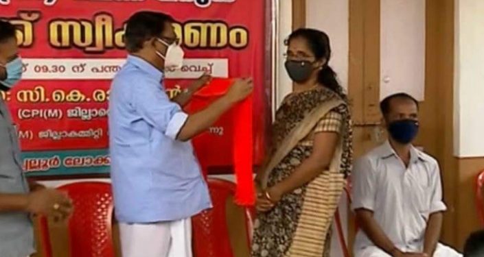 രാജിവെച്ച ശോഭ സുരേന്ദ്രന്‍ അനുകൂലികളായ ബിജെപി നേതാക്കള്‍ സിപിഐഎമ്മില്‍ ചേര്‍ന്നു