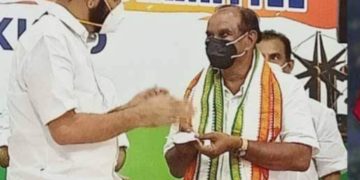 പാലക്കാട് സിപിഐഎമ്മില്‍നിന്നും വീണ്ടും രാജി; മുന്‍ ജില്ലാ പഞ്ചായത്തംഗം കോണ്‍ഗ്രസില്‍ ചേര്‍ന്നു,