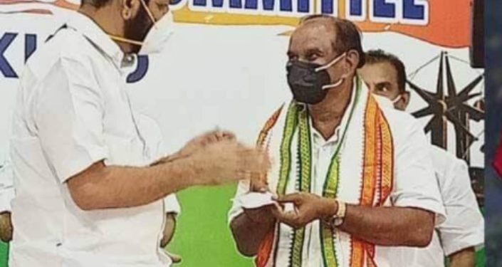 പാലക്കാട് സിപിഐഎമ്മില്‍നിന്നും വീണ്ടും രാജി; മുന്‍ ജില്ലാ പഞ്ചായത്തംഗം കോണ്‍ഗ്രസില്‍ ചേര്‍ന്നു,