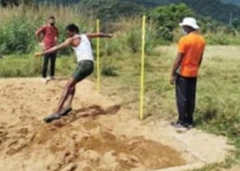 അട്ടപ്പാടിയിലെ യുവാക്കളെ പോലീസുകാരാക്കാൻ വനംവകുപ്പ്