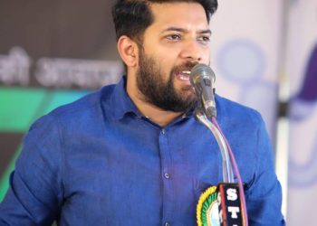 കോടിയേരിയുടെ രാജി മുഖ്യമന്ത്രിക്കുള്ള സന്ദേശം : ഷാഫി പറമ്പില്‍