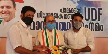 എഐസിസി ജനറൽ സെക്രട്ടറി താരീഖ് അൻവർ പാലക്കാട്