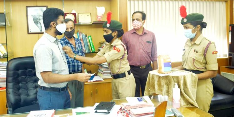 സായുധസേന പതാക ദിനാചരണം നടത്തി