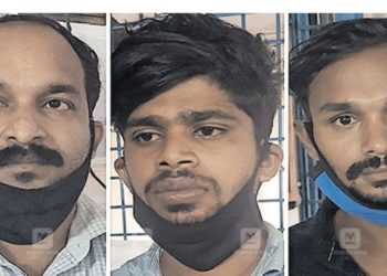 മുക്കുപണ്ടം  തട്ടിപ്പ്; 3 പേർ പിടിയിൽ ﻿