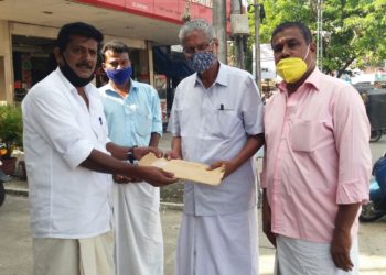 കളഞ്ഞു കിട്ടിയ പോസ്റ്റൽ ബാലറ്റ് തിരികെ നൽകി മാതൃകയായി