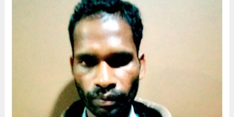 ക​ഞ്ചാ​വു​മാ​യി യു​വാ​വ് പി​ടി​യി​ൽ