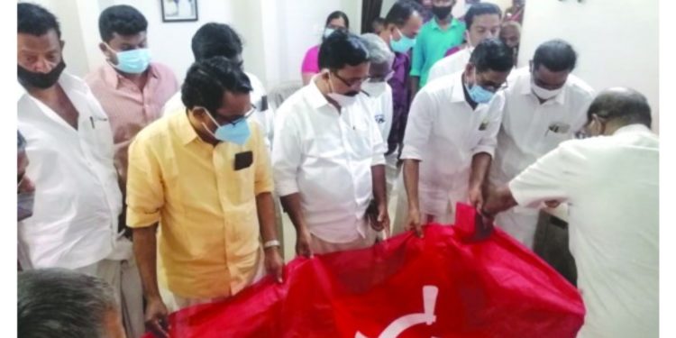 പ്രിയ നേതാവിന്‌ നാടിന്റെ അന്ത്യാഞ്ജലി