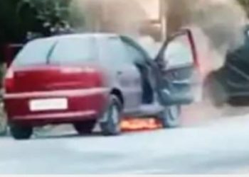 വാണിയംകുളത്ത് ഓടിക്കൊണ്ടിരുന്ന കാർ കത്തിനശിച്ചു ﻿