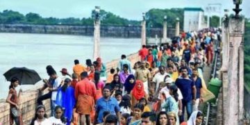 മലമ്പുഴ ഡാം : സഞ്ചാരികളുടെ വൻ തിരക്ക്.