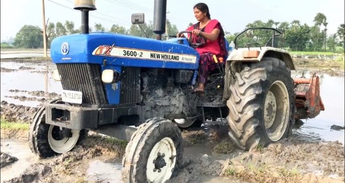 കാര്‍ഷിക യന്ത്രവല്‍ക്കരണ പദ്ധതി: ട്രാക്ടറുകള്‍ വിതരണം ചെയ്തു.