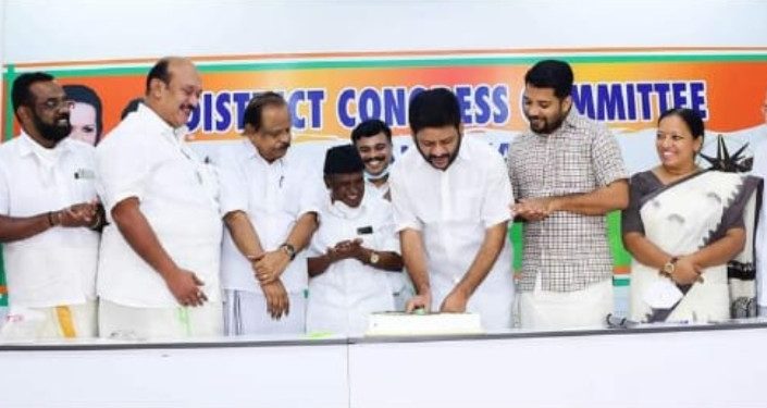 കോൺഗ്രസ്സിന്റെ 136 മത് ജന്മദിനം ആഘോഷിച്ചു