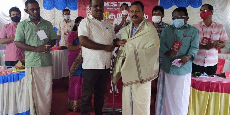 കെ.എസ്.ടി.എ. ജനപ്രതിനിധികളെ ആദരിച്ചു .