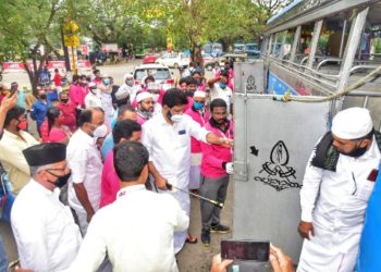 സന്നദ്ധമനോഭാവത്തെ പോലും അധികൃതര്‍ തടയുന്നു : വി.കെ ശ്രീകണ്ഠന്‍ എം.പി