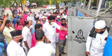 സന്നദ്ധമനോഭാവത്തെ പോലും അധികൃതര്‍ തടയുന്നു : വി.കെ ശ്രീകണ്ഠന്‍ എം.പി