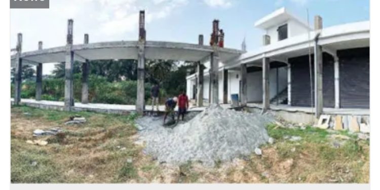 സ്റ്റേഡിയം സ്റ്റാൻഡിൽ ബസ് ടെർമിനൽ മാർച്ചിനുള്ളിൽ