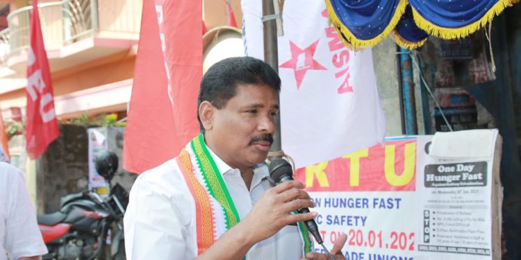 റെയിൽവേയെ സ്വകാര്യവൽക്കരണം: ഏക ദിന നിരാഹാര സത്യാഗ്രഹം