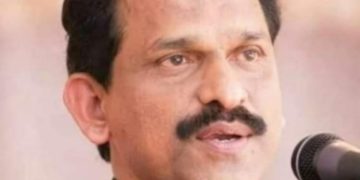 മലബാർ ദേവസ്വം ബോർഡ് പ്രസിഡൻ്റായി എം ആർ മുരളി അധികാരമേറ്റു
