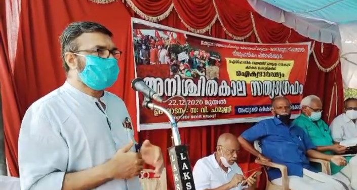 ട്രമ്പും മോദിയും ഒരേ തൂവൽ പക്ഷികളാണെന്ന് MB രാജേഷ് ‘