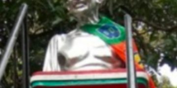 ഗാന്ധി നിന്ദ കാവി വത്കരത്തിൻ്റെ ഭാഗം
