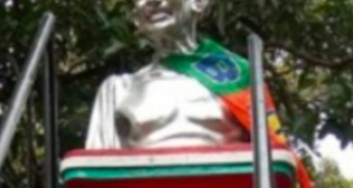 ഗാന്ധി നിന്ദ കാവി വത്കരത്തിൻ്റെ ഭാഗം