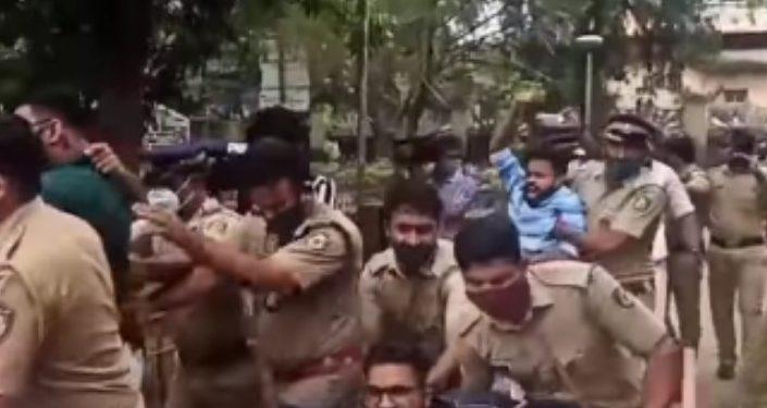 നഗരസഭയിലേക്ക് എംഎസ്എഫ് മാർച്ച് നടത്തി : നേരിയ സംഘർഷം.