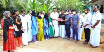 സാന്ത്വനത്തിന് ഞങ്ങളുണ്ട് കൂടെ” ; കാരുണ്യ സ്പർശവുമായി വിദ്യാർത്ഥികൾ