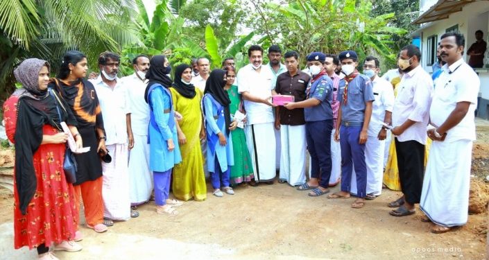 സാന്ത്വനത്തിന് ഞങ്ങളുണ്ട് കൂടെ” ; കാരുണ്യ സ്പർശവുമായി വിദ്യാർത്ഥികൾ