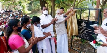 തേങ്കുറിശ്ശി-പെരുവമ്പ് റോഡ് മന്ത്രി കെ. കൃഷ്ണകുട്ടി ഉദ്ഘാടനം ചെയ്തു