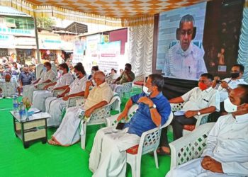 ജലക്ഷാമം  പരിഹരിക്കാൻ മൂലത്തറ  കനാൽ നീട്ടും : മുഖ്യമന്ത്രി